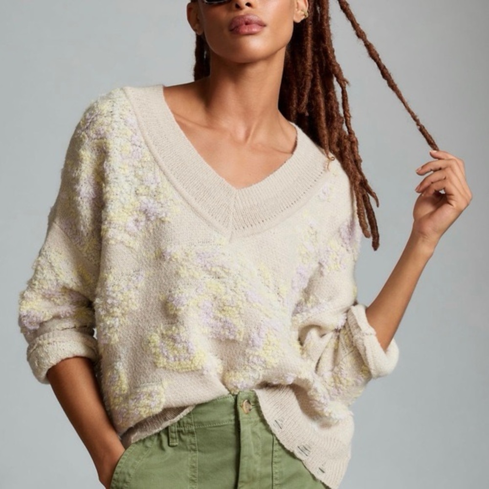 Anthropologie - V Neck Grey Long Sleeve Distressed Colorful Sweater Size XS